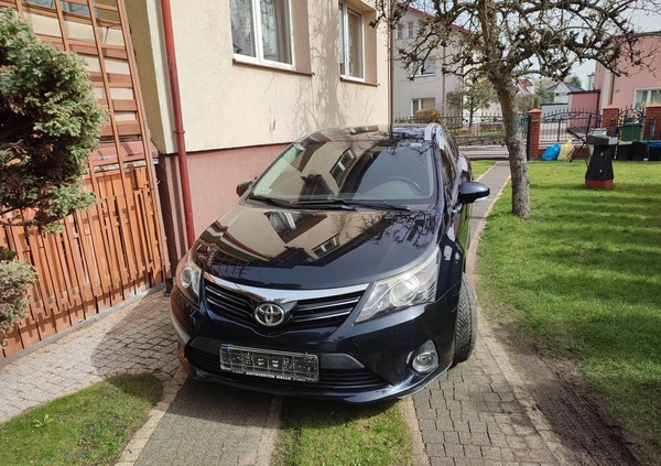 Toyota Avensis cena 41500 przebieg: 228341, rok produkcji 2015 z Tczew małe 326